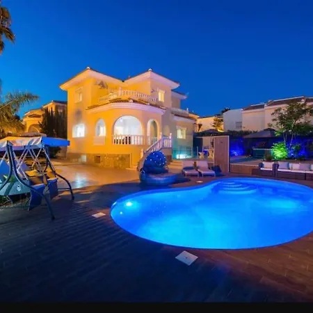 Luxury Private Casa Jojo Own Pool & Hot Tub Villa